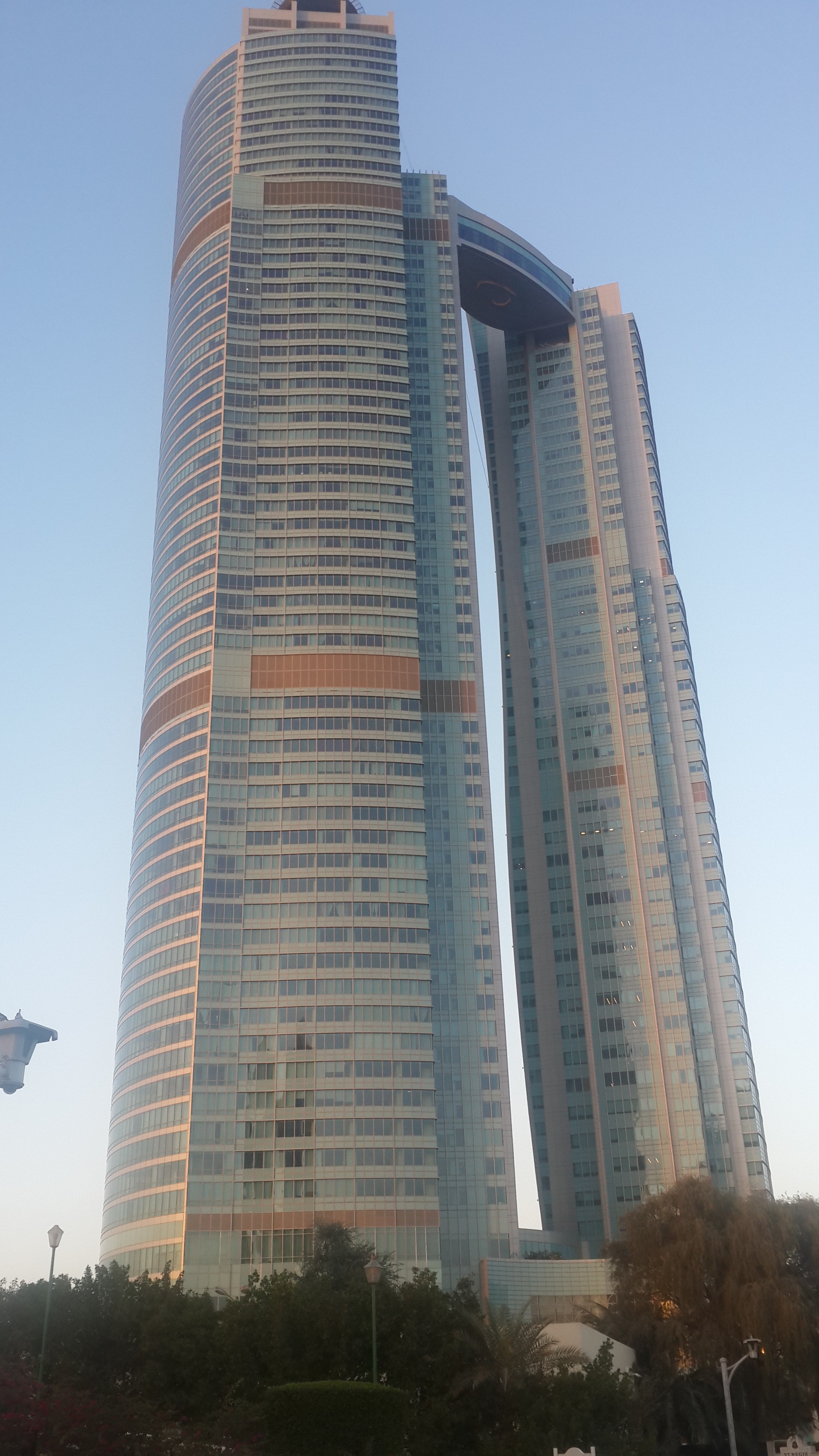 небоскрёбы Абу-Даби