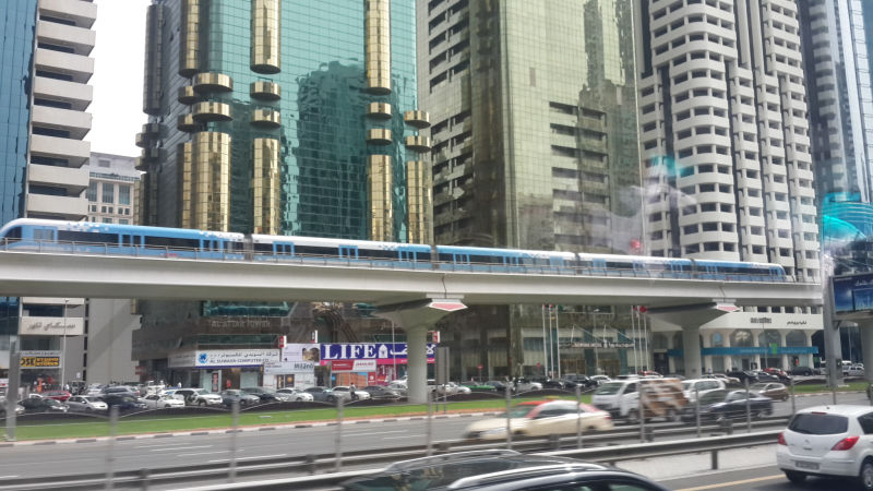Дубайское метро без машинистов